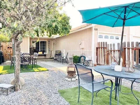 609 4th St, Mendota, CA 93640 photo 1