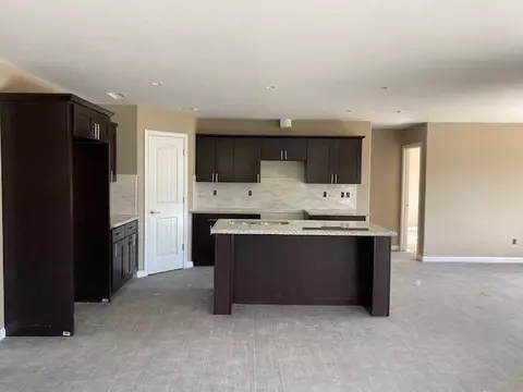 435 Stinson, Madera, CA 93638 photo 1