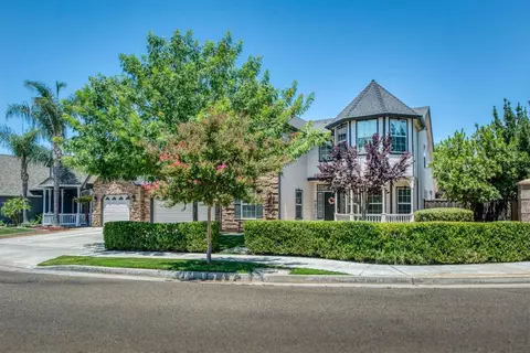 385 Serena Ave, Clovis, CA 93619 photo 1