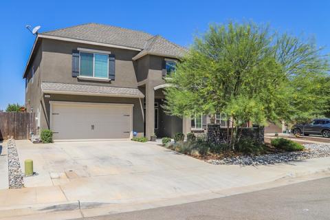 2046 Amanecer, Clovis, CA 93619 photo 1