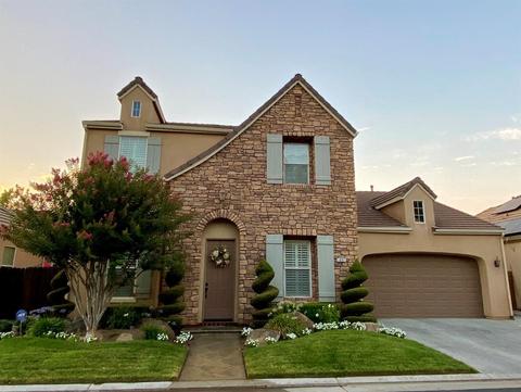 1067 Loyola Ave, Clovis, CA 93619 photo 1