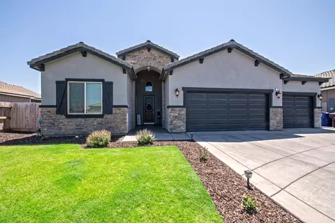 16185 W Ashli Ave, Kerman, CA 93630 photo 1