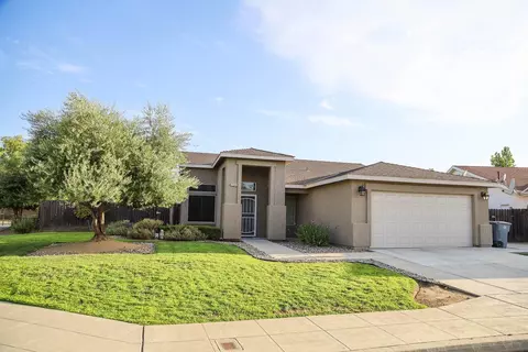 2296 Williams Ave, Clovis, CA 93611 photo 1