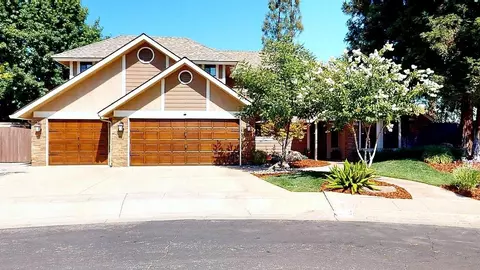 108 W Menlo Ave, Clovis, CA 93612 photo 1
