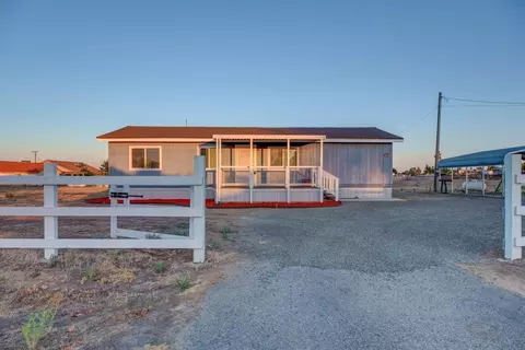 16688 Amador St, Madera, CA 93638 photo 1