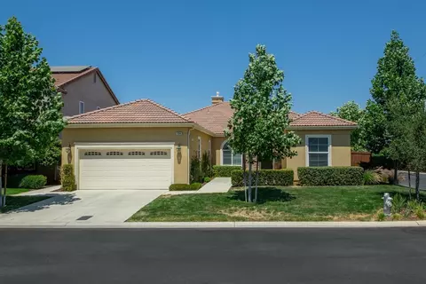 10946 Bernadine Ave, Clovis, CA 93619 photo 1
