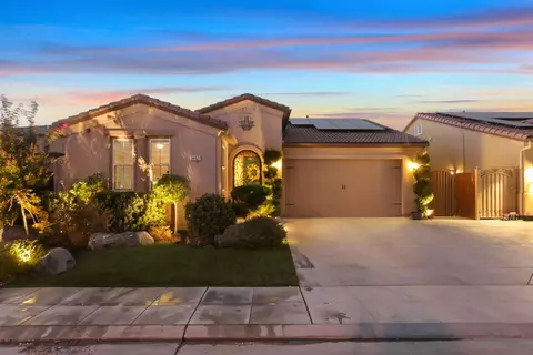 3463 Pontiac Ave, Clovis, CA 93619 photo 1