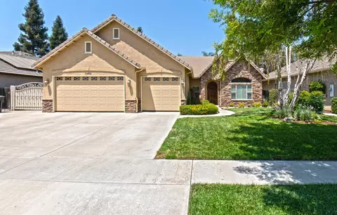 3412 E Paradise Ave, Visalia, CA 93292 photo 1