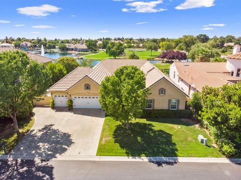 4721 N Fallingwater Ln, Clovis, CA 93619 photo 1