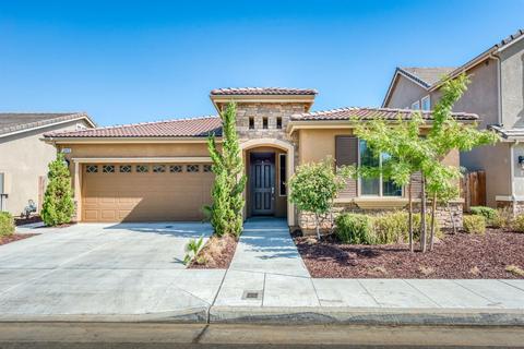 3463 Hampton Way, Clovis, CA 93619 photo 1