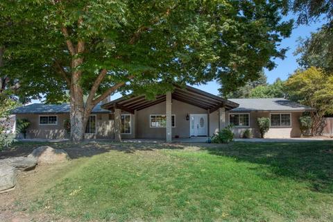 1015 N Peach Ave, Clovis, CA 93611 photo 1