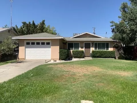 101 N Olive St, Lemoore, CA 93245 photo 1