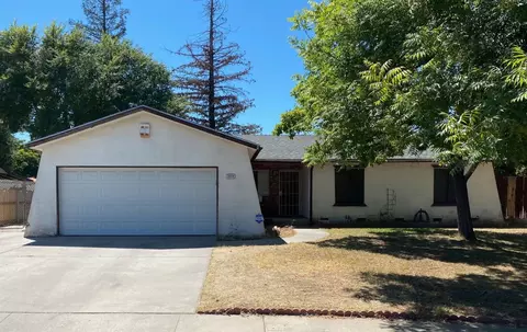 2216 E Acacia Ave, Clovis, CA 93612 photo 1