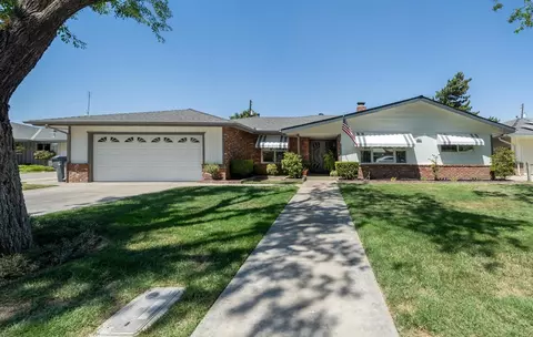 2817 Westgate Dr, Madera, CA 93637 photo 1
