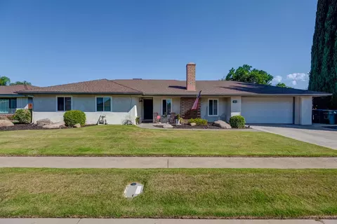 1613 Riverview Dr, Madera, CA 93637 photo 1