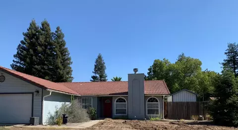 2306 Paul Ave, Clovis, CA 93611 photo 1