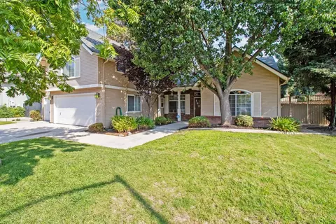2093 Wrenwood Ave, Clovis, CA 93611 photo 1