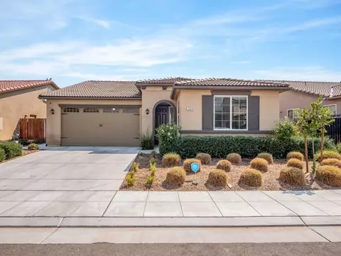 3558 Flint Ave, Clovis, CA 93619 photo 1