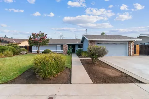 1833 Gibson Ave, Clovis, CA 93611 photo 1