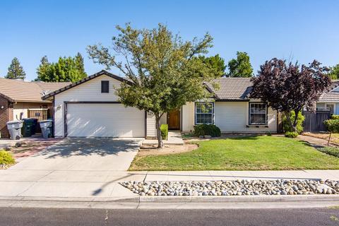 1743 Jefferson, Madera, CA 93637 photo 1