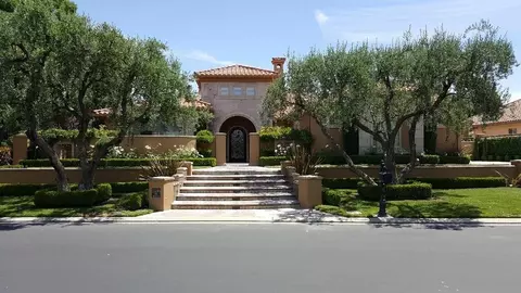 12244 N Via Tesoro Ave, Clovis, CA 93619 photo 1