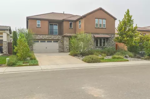 638 S Mesa Dr, Madera, CA 93636 photo 1