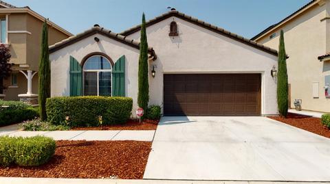 1426 Haroldsen Ln, Clovis, CA 93619 photo 1