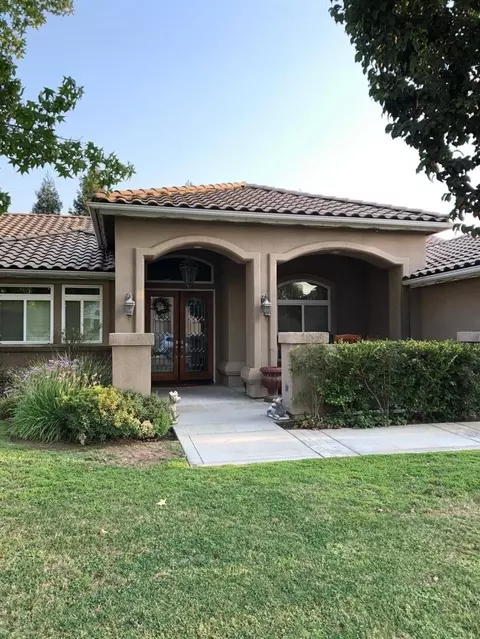 3118 Fairfield Way, Madera, CA 93637 photo 1