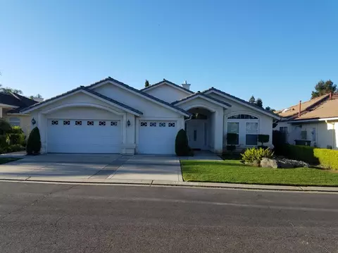 16 Breeze Way, Madera, CA 93637 photo 1