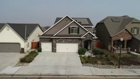2243 Soledad Ave, Clovis, CA 93619 photo 1