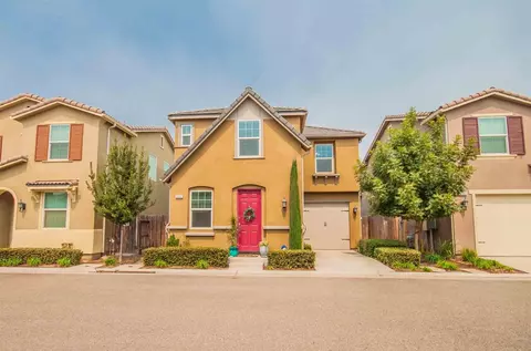 3557 Infusion Way, Clovis, CA 93619 photo 1