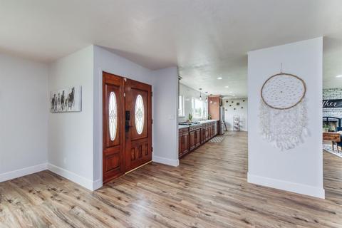 8268 E Alluvial Ave E, Clovis, CA 93619 photo 1