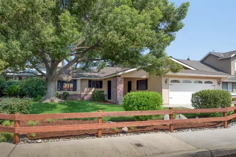 1535 Buckingham Ave, Clovis, CA 93611 photo 1