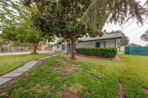 17609 Rodeo Dr, Madera, CA 93638 photo 1
