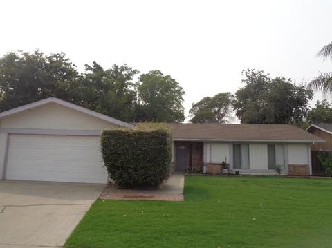 914 Fordham Ave, Clovis, CA 93611 photo 1