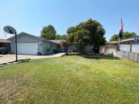 3332 Ezie Ave, Clovis, CA 93611 photo 1