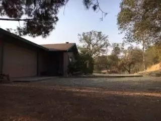 26289 White Thorne Rd, Clovis, CA 93619 photo 1