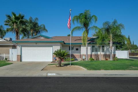 2962 Paula Dr, Clovis, CA 93612 photo 1