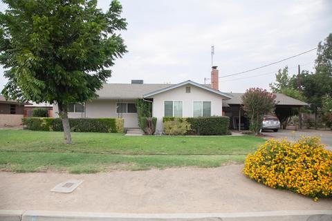 45 W Sierra Ave, Clovis, CA 93612 photo 1