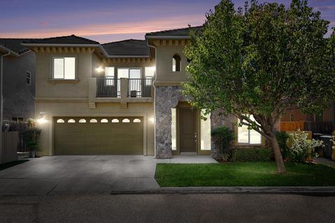 1578 Poe Ln, Clovis, CA 93611 photo 1