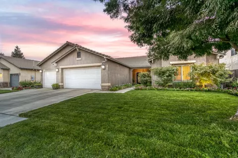2333 E Katherine Ave, Fowler, CA 93625 photo 1