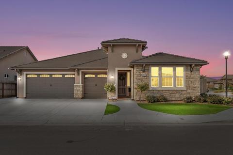 4033 Flint Ave, Clovis, CA 93619 photo 1