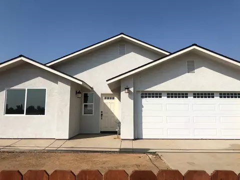 1616 N D St, Madera, CA 93638 photo 1