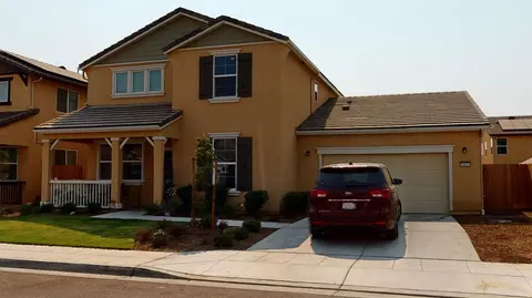 7437 E Adena Ave, Fresno, CA 93737 photo 1