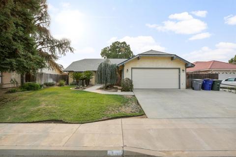 1150 Magnolia Ave, Clovis, CA 93611 photo 1