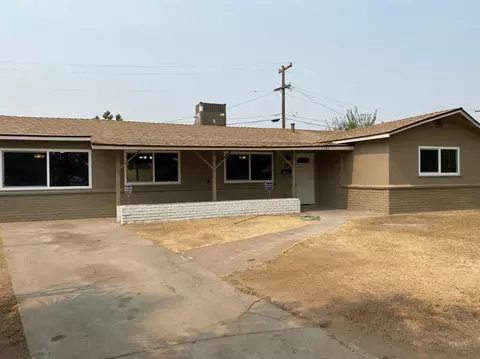 1121 Millwood Dr, Sanger, CA 93657 photo 1