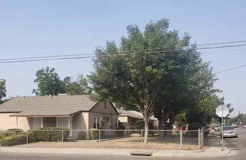 1510 14th St, Sanger, CA 93657 photo 1