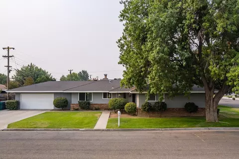 2812 Winter Way, Madera, CA 93637 photo 1