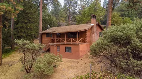 43135 E Sugar Pine Dr, Oakhurst, CA 93644 photo 1