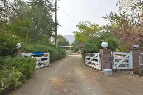 40402 Dunlap Rd, Dunlap, CA 93621 photo 1